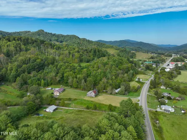 Roan Mountain, TN 37687,8806 Highway 19-E