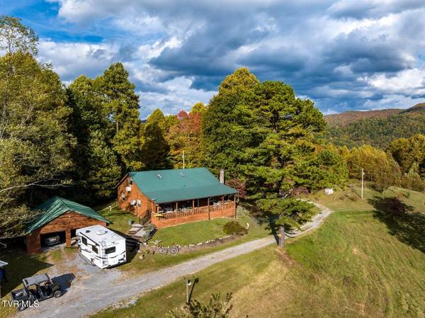 Roan Mountain, TN 37687,143 Horseshoe LN