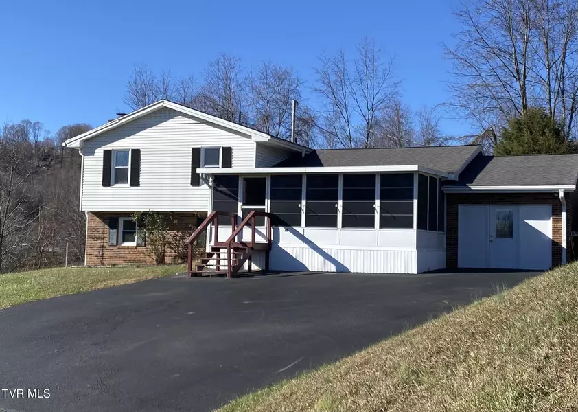 184 Meadow Lark LN, Lebanon, VA 24266