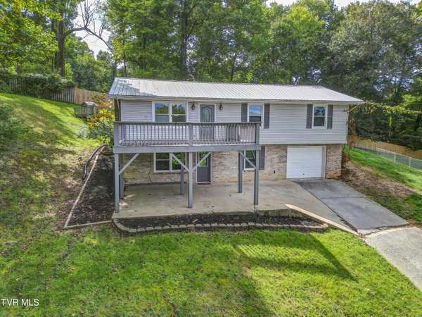 112 Fairwood ST, Kingsport, TN 37660