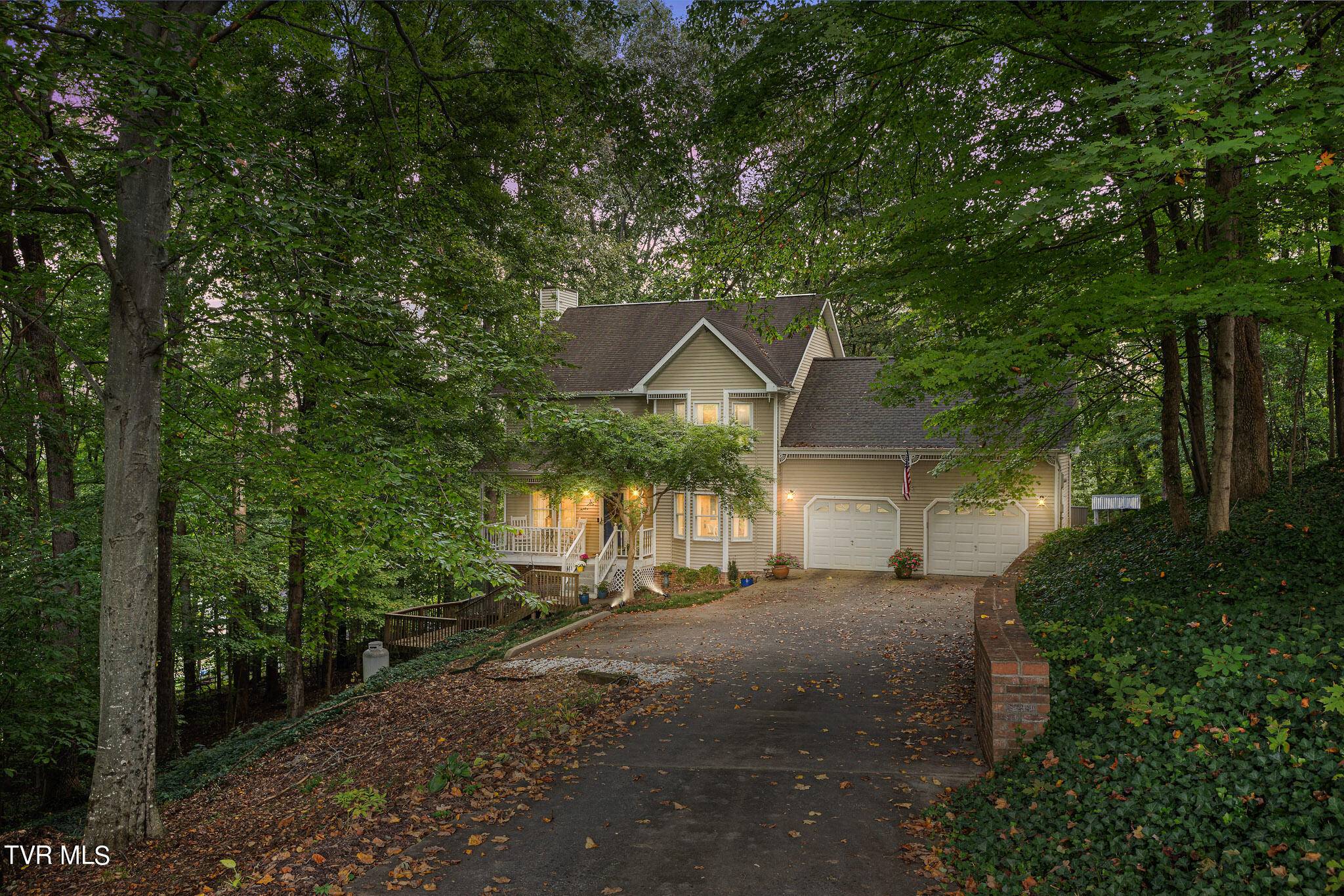 Blountville, TN 37617,376 Cain DR
