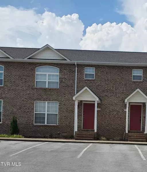 308 Waterford CT #308, Johnson City, TN 37615