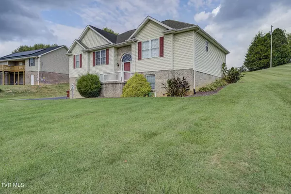 Johnson City, TN 37604,1800 Brook Hollow RD