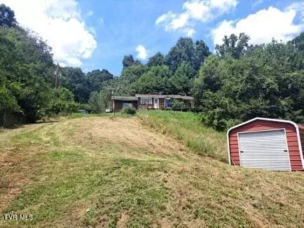 417 Bear Branch RD, Roan Mountain, TN 37687