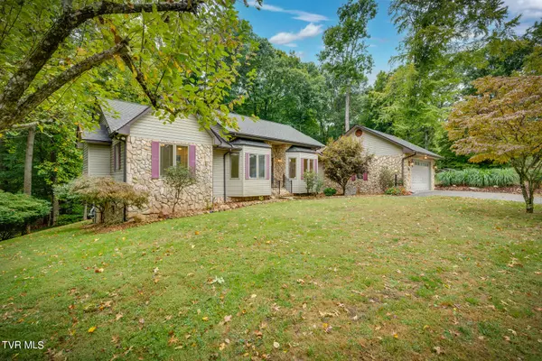 Unicoi, TN 37692,111 Beechbrook DR