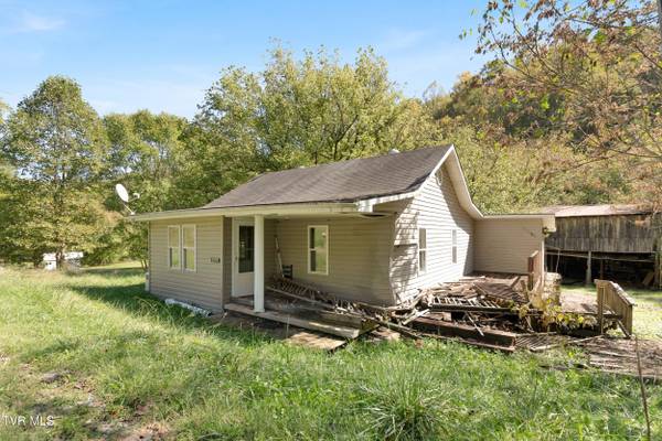 1297 Dry Creek RD,  Blackwater,  VA 24221