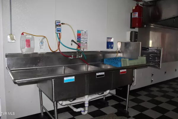 Dryden, VA 24243,139 Ed Ward DR