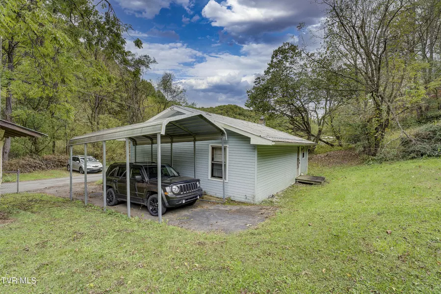 151 Canah Hollow RD, Erwin, TN 37650