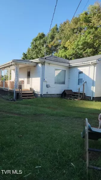 110 John Allen RD, Elizabethton, TN 37643