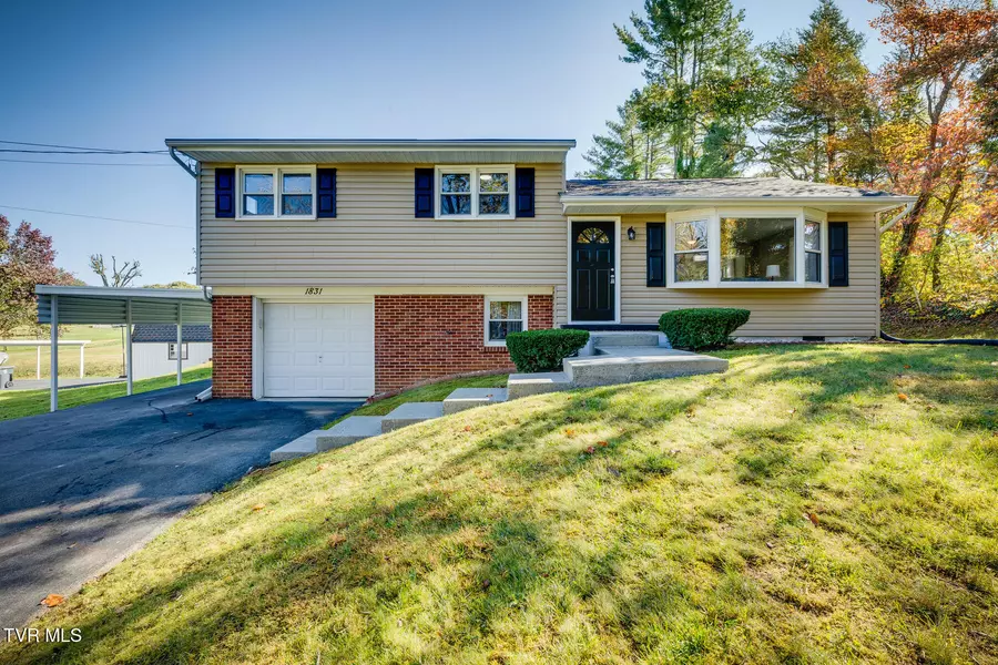 1831 Holston DR, Bristol, TN 37620