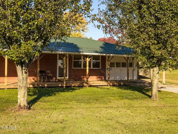 158 Bloomer RD, Bean Station, TN 37708