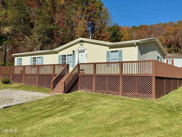 4527 Dorchester RD, Norton, VA 24273