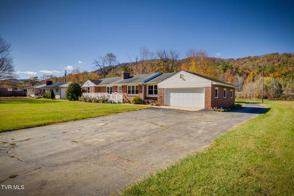 Erwin, TN 37650,3205 Temple Hill RD