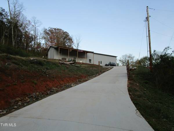 2435 Houston Valley RD, Greeneville, TN 37743