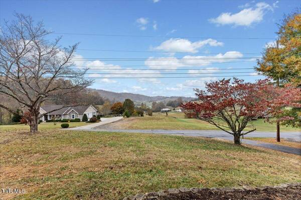 Bristol, TN 37620,525 Cross Community RD