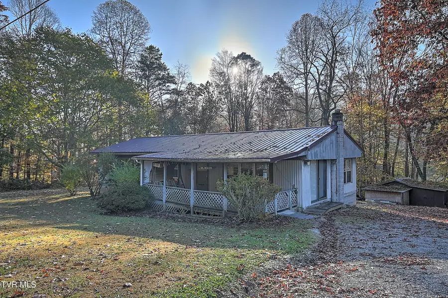 4404 Mabe Stanleytown Rd, Duffield, VA 24244