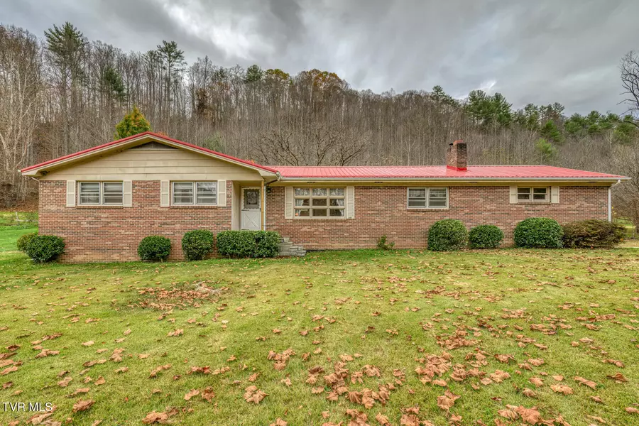 281 Dugger Hollow RD, Butler, TN 37640