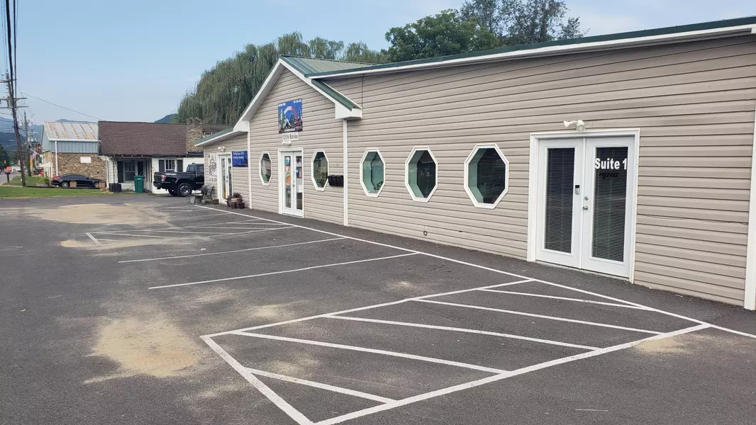 1219 North Main AVE, Erwin, TN 37650