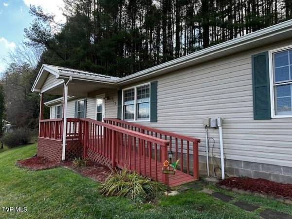 Roan Mountain, TN 37687,113 Anne Leigh DR