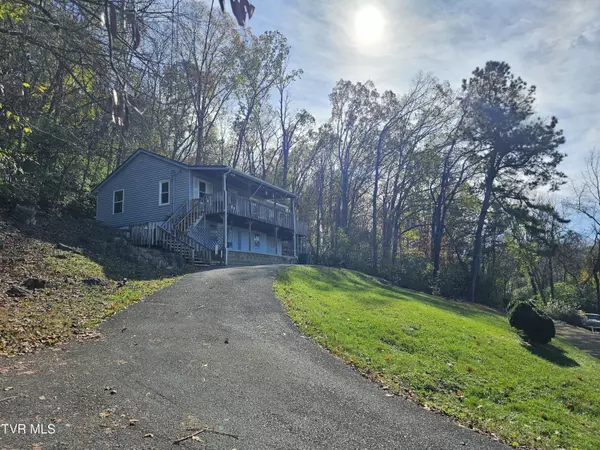 Elizabethton, TN 37643,1000 Charlie ST