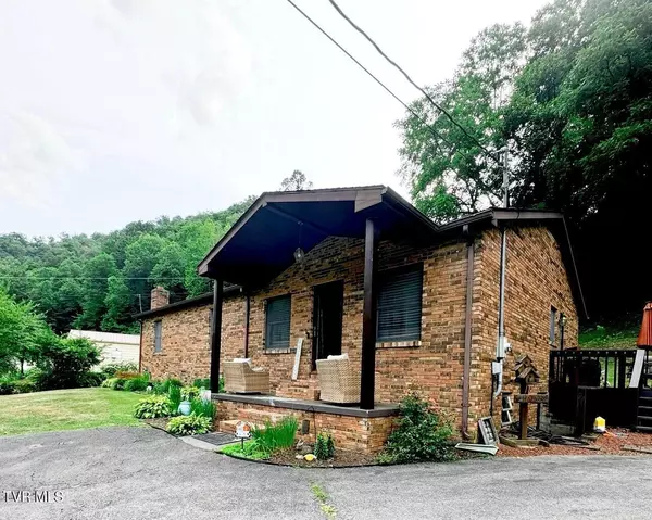 Grundy, VA 24614,1478 Belchers Fork RD