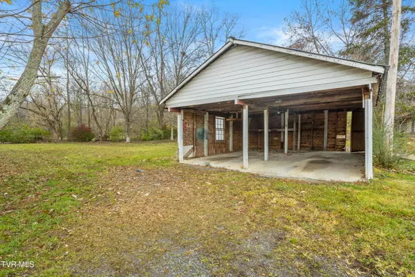 Bristol, TN 37620,1667 Bristol Caverns HWY