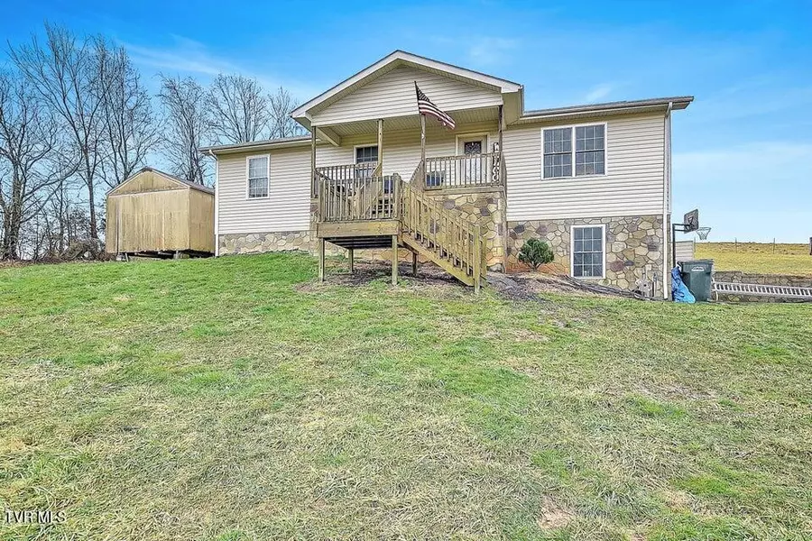 434 Boyd Carter RD, Chuckey, TN 37641