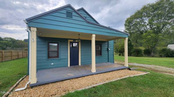 Elizabethton, TN 37643,111 Crowe RD