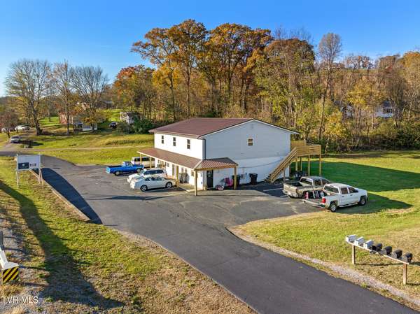 3241 Enka HWY, Morristown, TN 37813