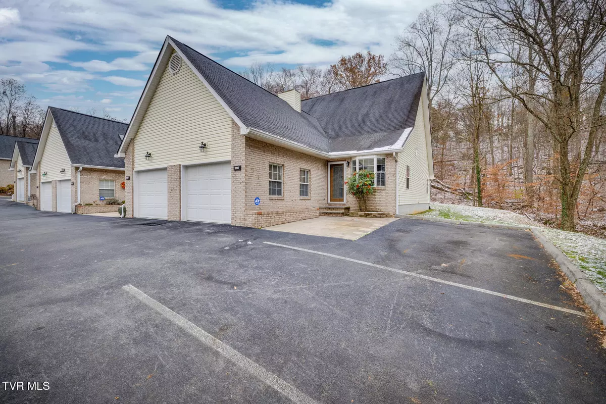 Kingsport, TN 37664,3717 Apple Grove CIR #0