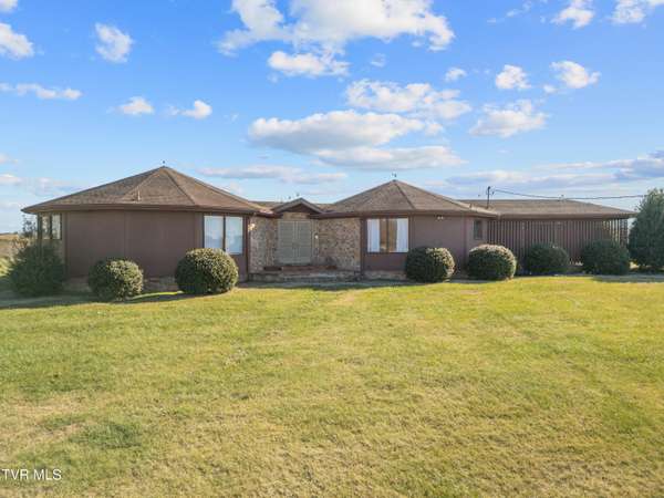 9340 Lonesome Pine TRL, Mosheim, TN 37818