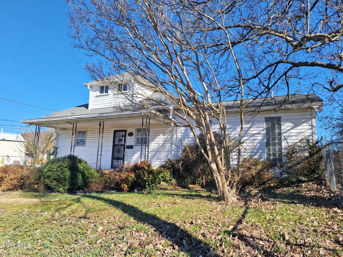 Kingsport, TN 37660,949 Fairview AVE