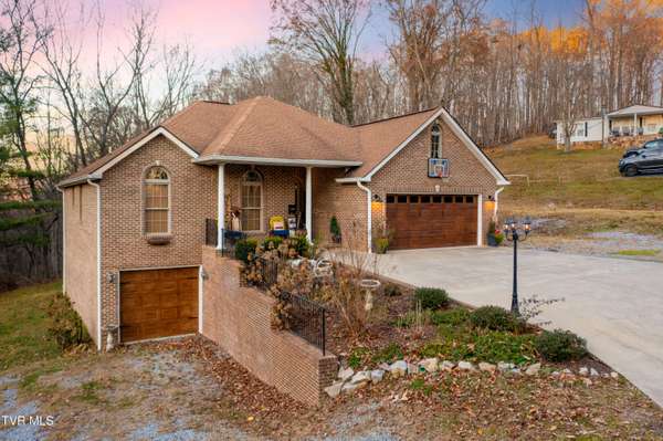 Kingsport, TN 37660,1856 Myranda LN