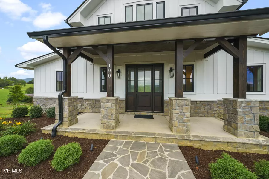 190 Farmhouse Village TRL, Butler, TN 37640