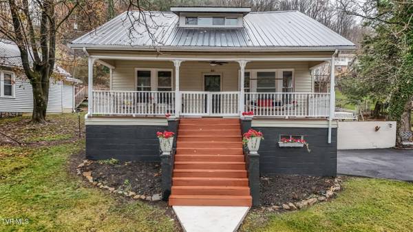 414 Craig ST, Norton, VA 24273