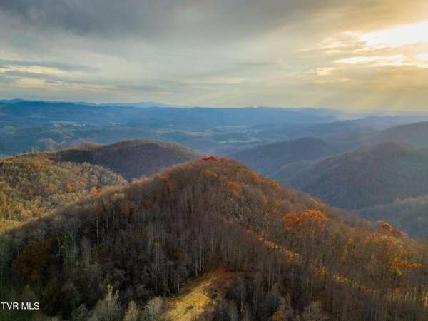 Coeburn, VA 24230,4465 Hanging Rock Pkwy