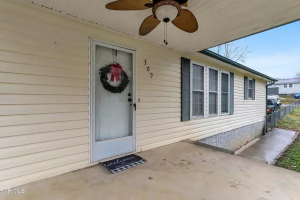 Blountville, TN 37617,309 Sammons Pvt DR