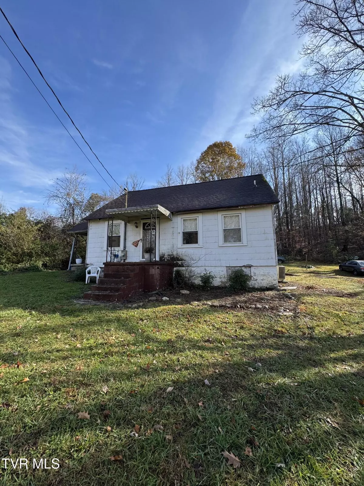 Jonesborough, TN 37659,276 Droke LN