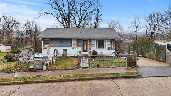 938 Elizabeth ST, Kingsport, TN 37660