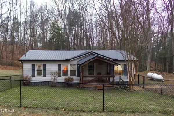 441 Bearfield RD, Chuckey, TN 37641