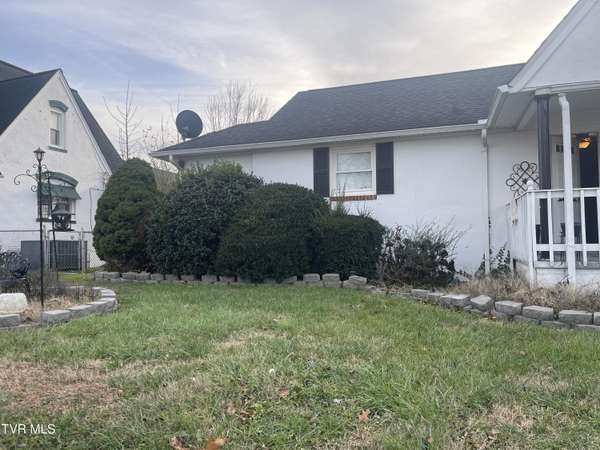 Kingsport, TN 37664,1313 Pine ST