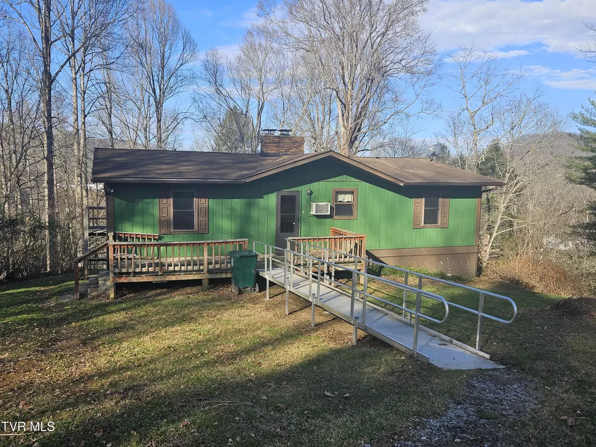 Coeburn, VA 24230,329 Chalet DR