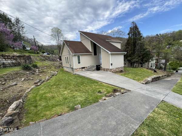 720 Ridge AVE, Norton, VA 24273