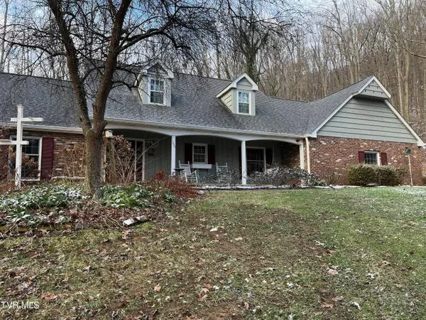 Johnson City, TN 37604,146 Garland WAY