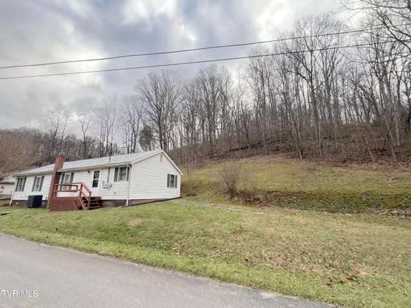 Blountville, TN 37617,298 Olinger RD