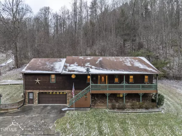 146 Barnett Hollow RD, Erwin, TN 37650