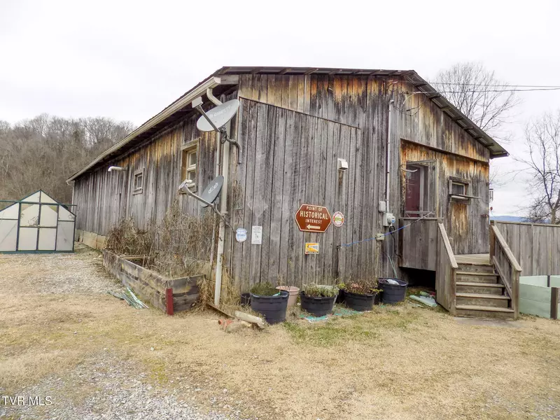 231 Stubblefield Road, Mooresburg, TN 37811