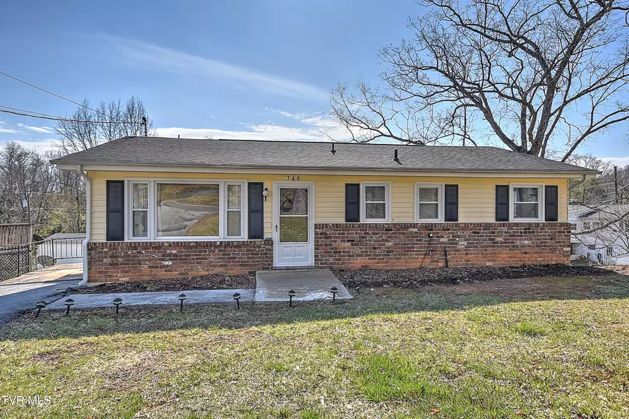 740 Page ST, Bristol, VA 24201