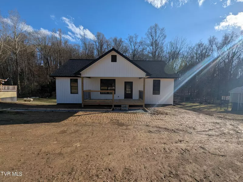 1430 Cedar ST, Bristol, TN 37620