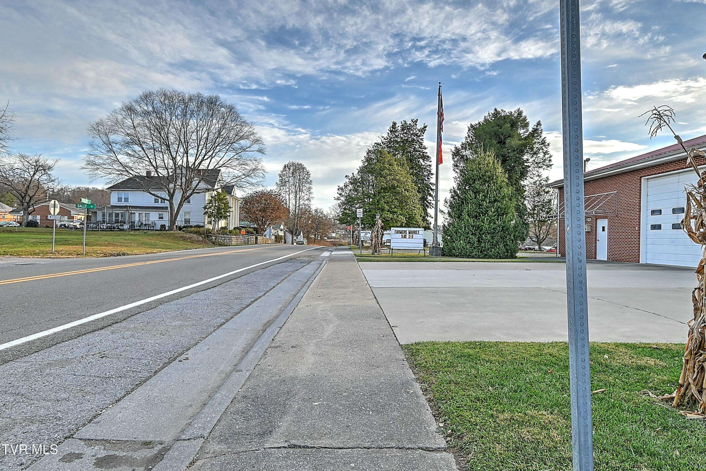 Nickelsville, VA 24271,11804 Nickelville HWY